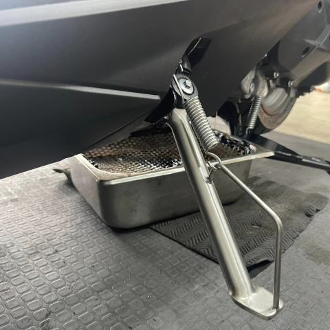 Cung cấp chân chống xe inox